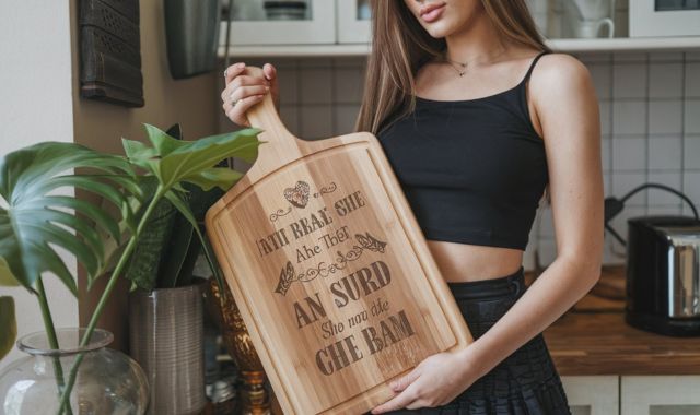 How to Choose the Best Personalized Engraved Cutting Board